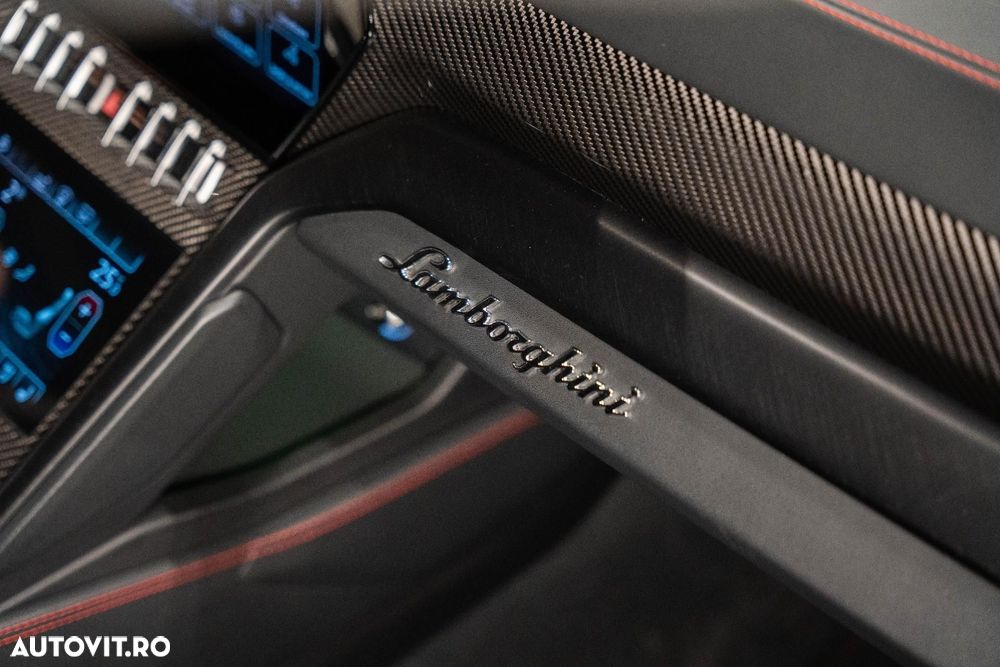 Lamborghini URUS - 18