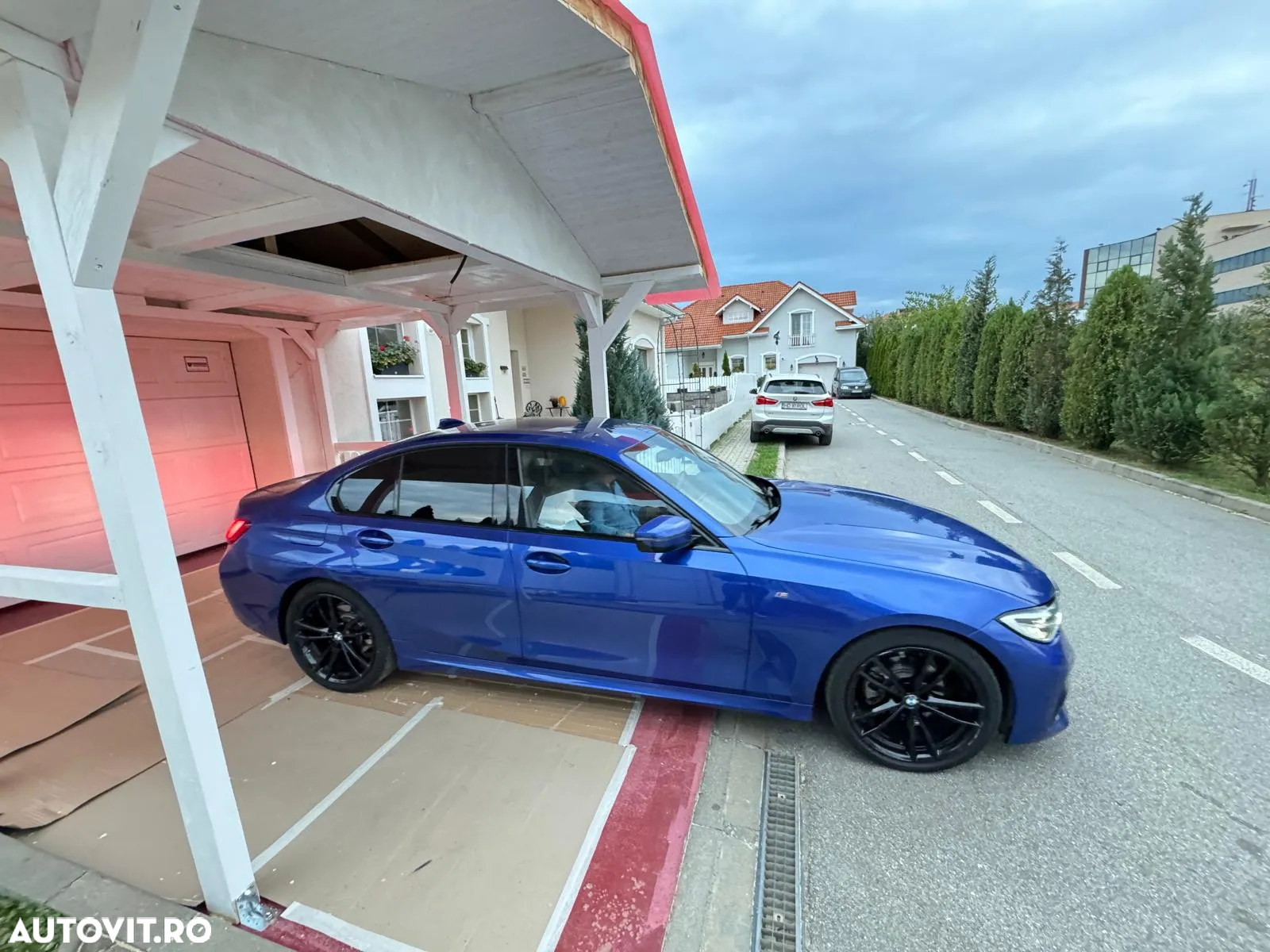 BMW Seria 3 320i AT - 4