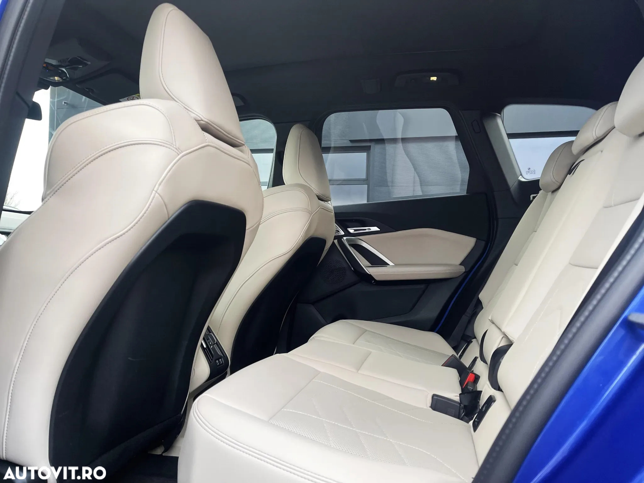 BMW iX1 eDrive20 - 14