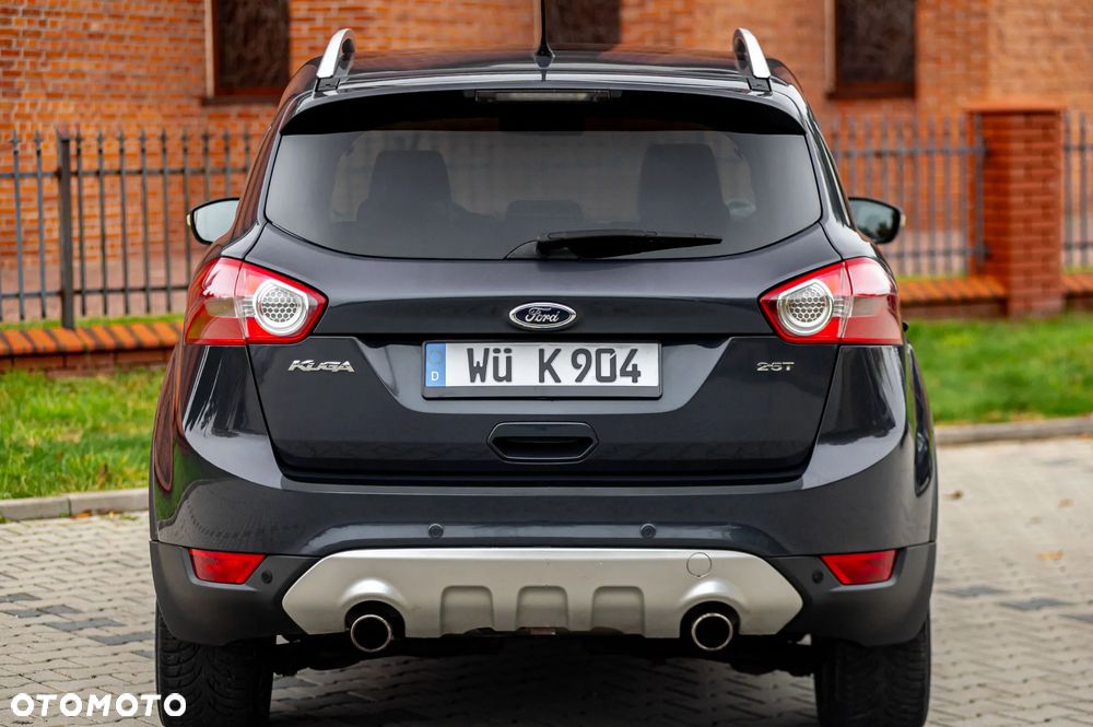 Ford Kuga 2.5 4x4 Titanium - 14