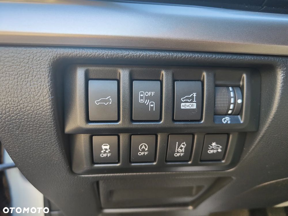 Subaru Outback 2.5i Exclusive - 10