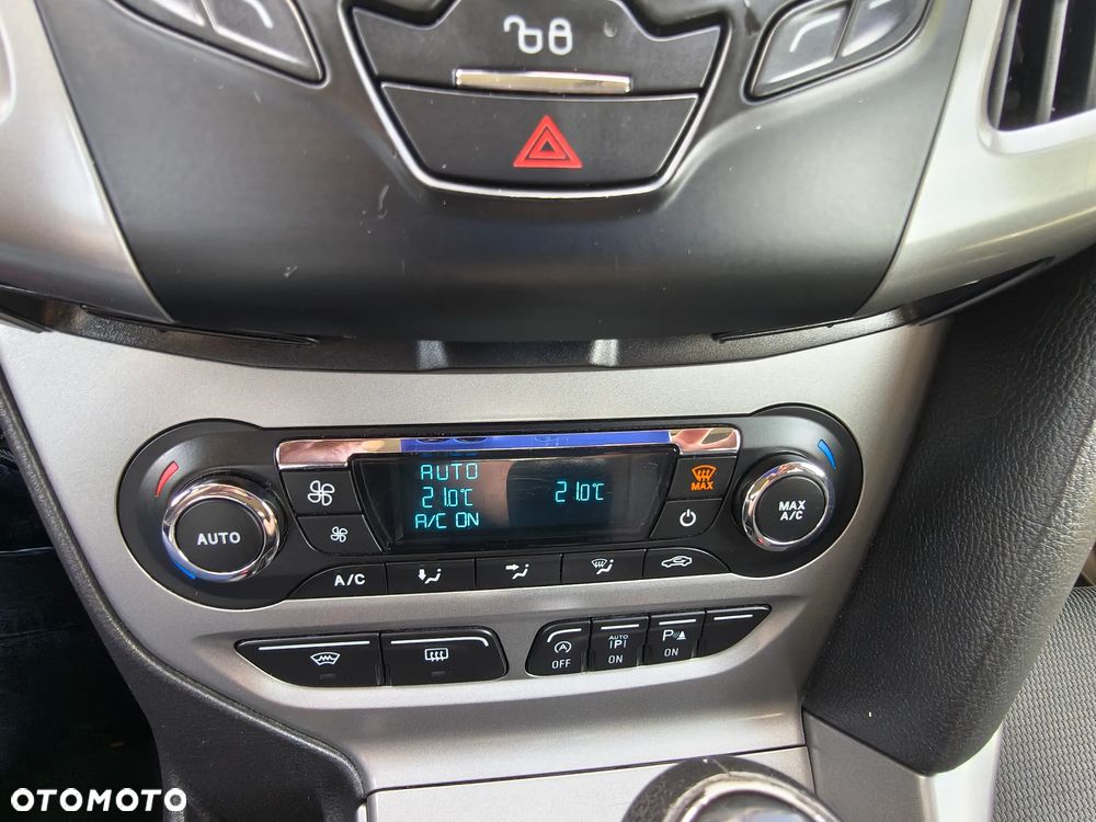 Ford Focus - 27