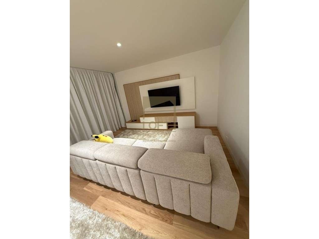 Apartamento T2 Luxo Mobilado e Equipado na Foz - Grande imagem: 5/15
