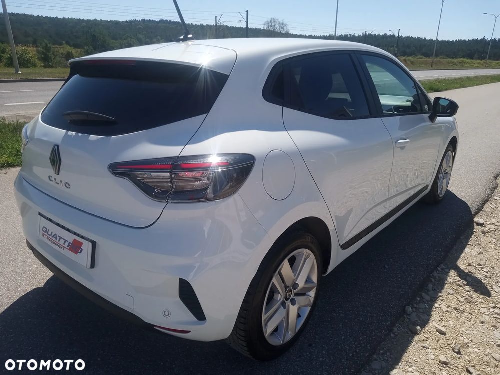 Renault Clio - 8