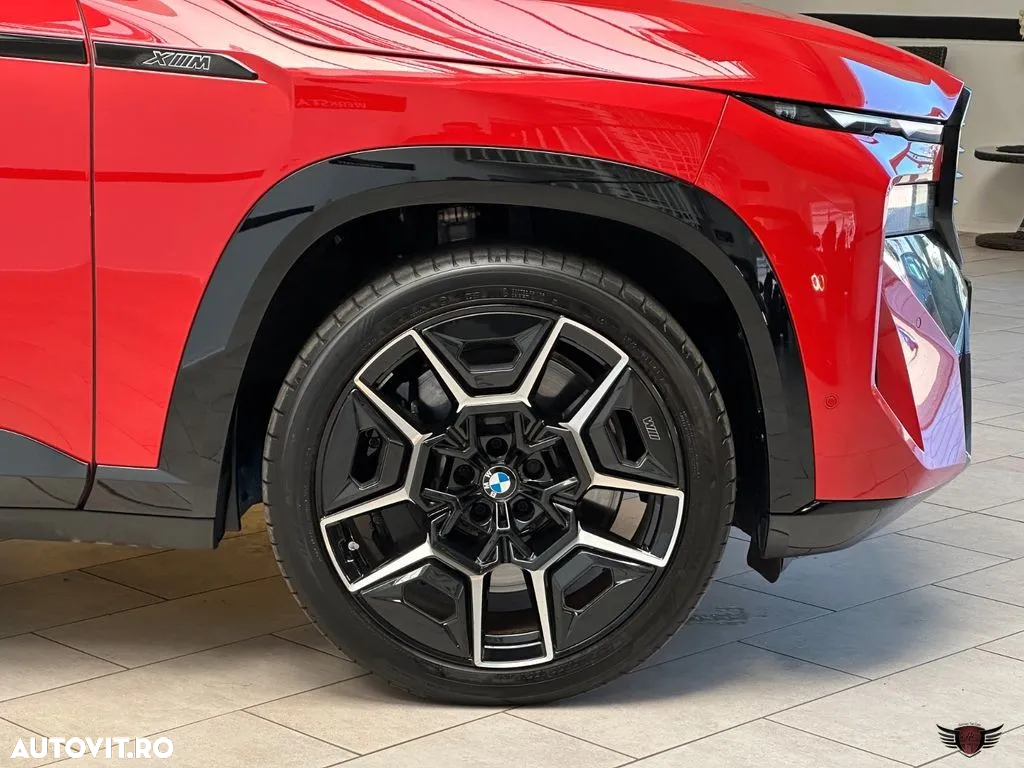 BMW XM - 6