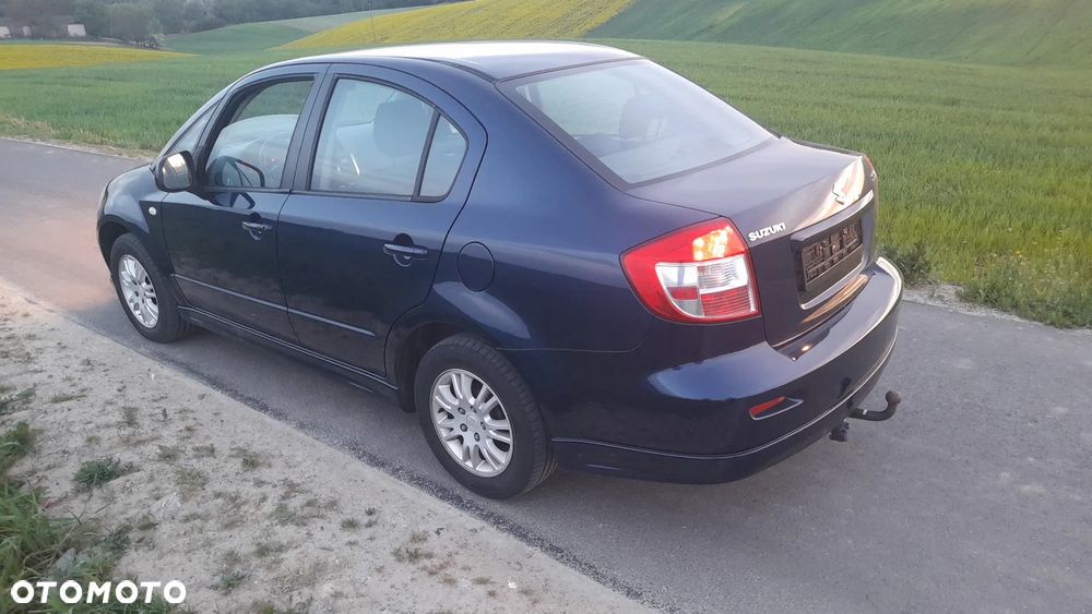 Suzuki SX4 - 35