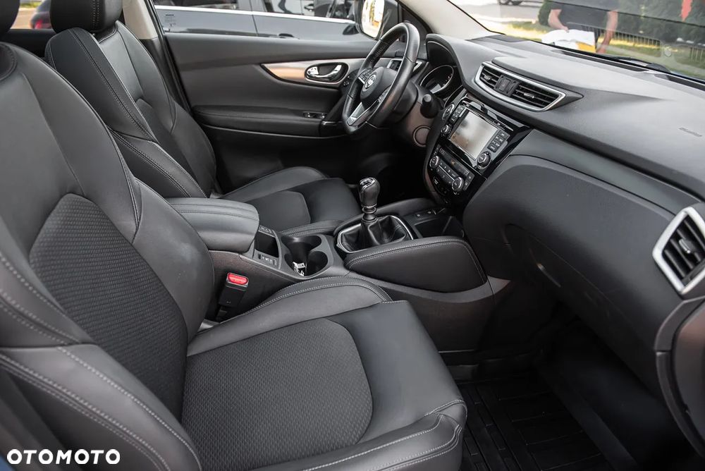 Nissan Qashqai - 32