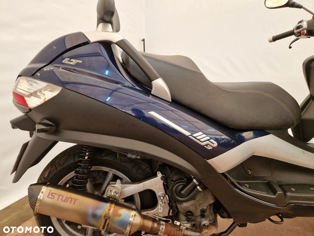 Piaggio MP-3 - 23