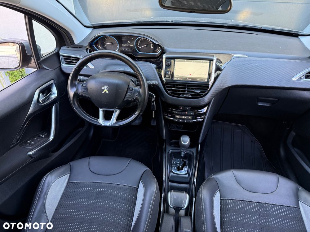 Peugeot 2008 PureTech 130 Stop&Start EAT6 Allure - 16