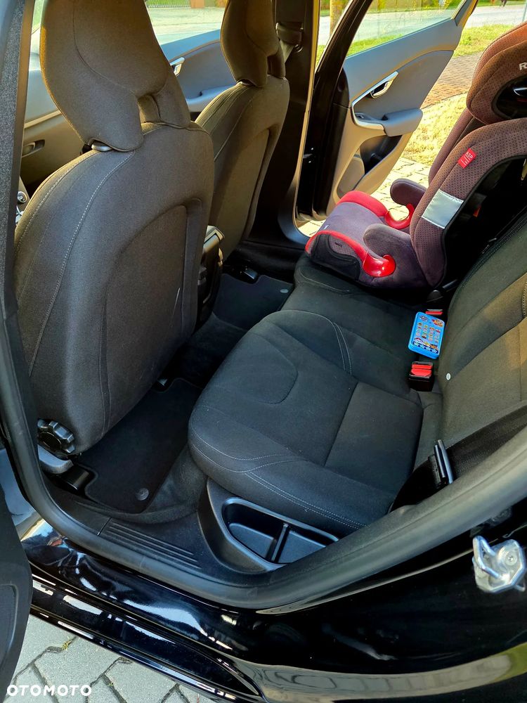 Volvo V40 D2 Drive-E Kinetic - 24