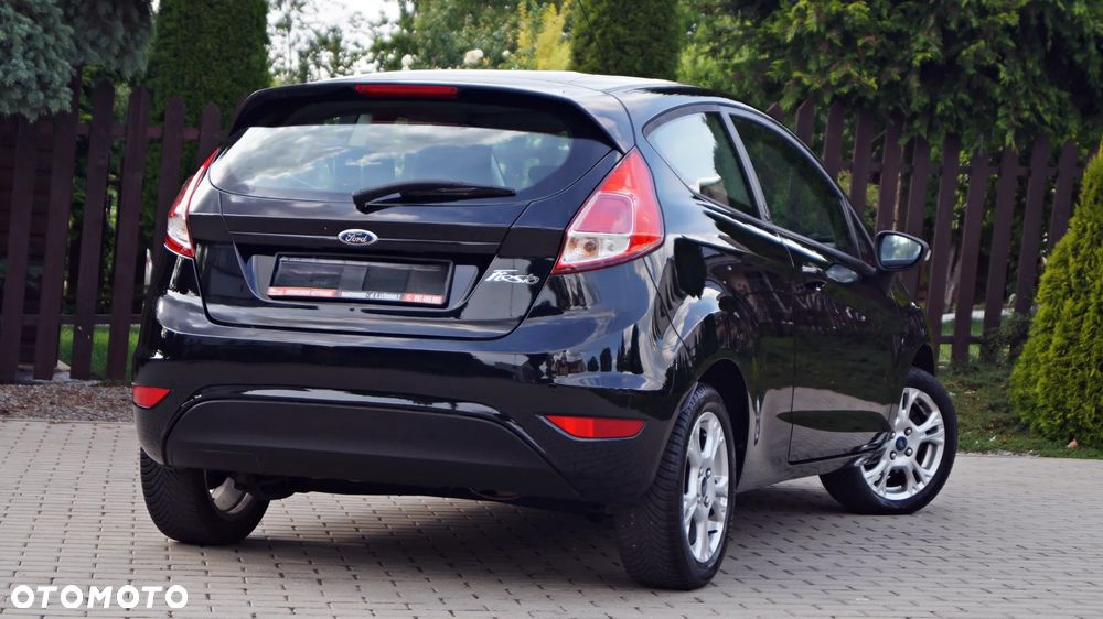 Ford Fiesta 1.25 Champions Edition - 4