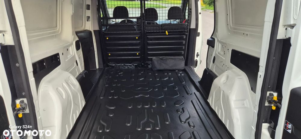 Fiat Doblo - 22