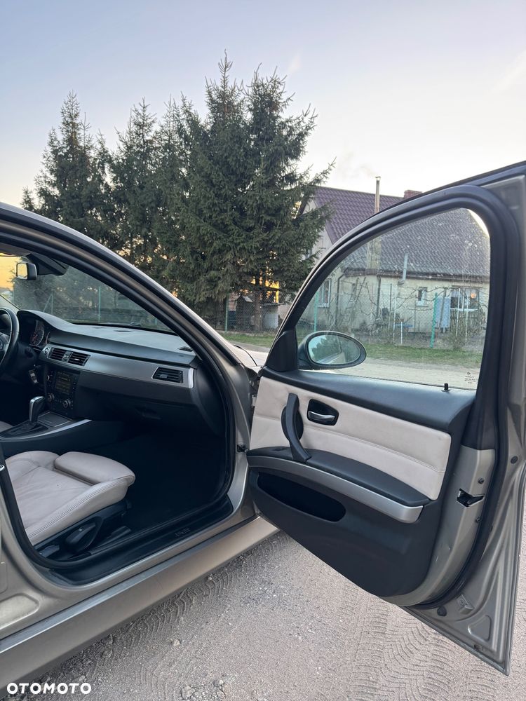 BMW Seria 3 320i Edition Exclusive - 20