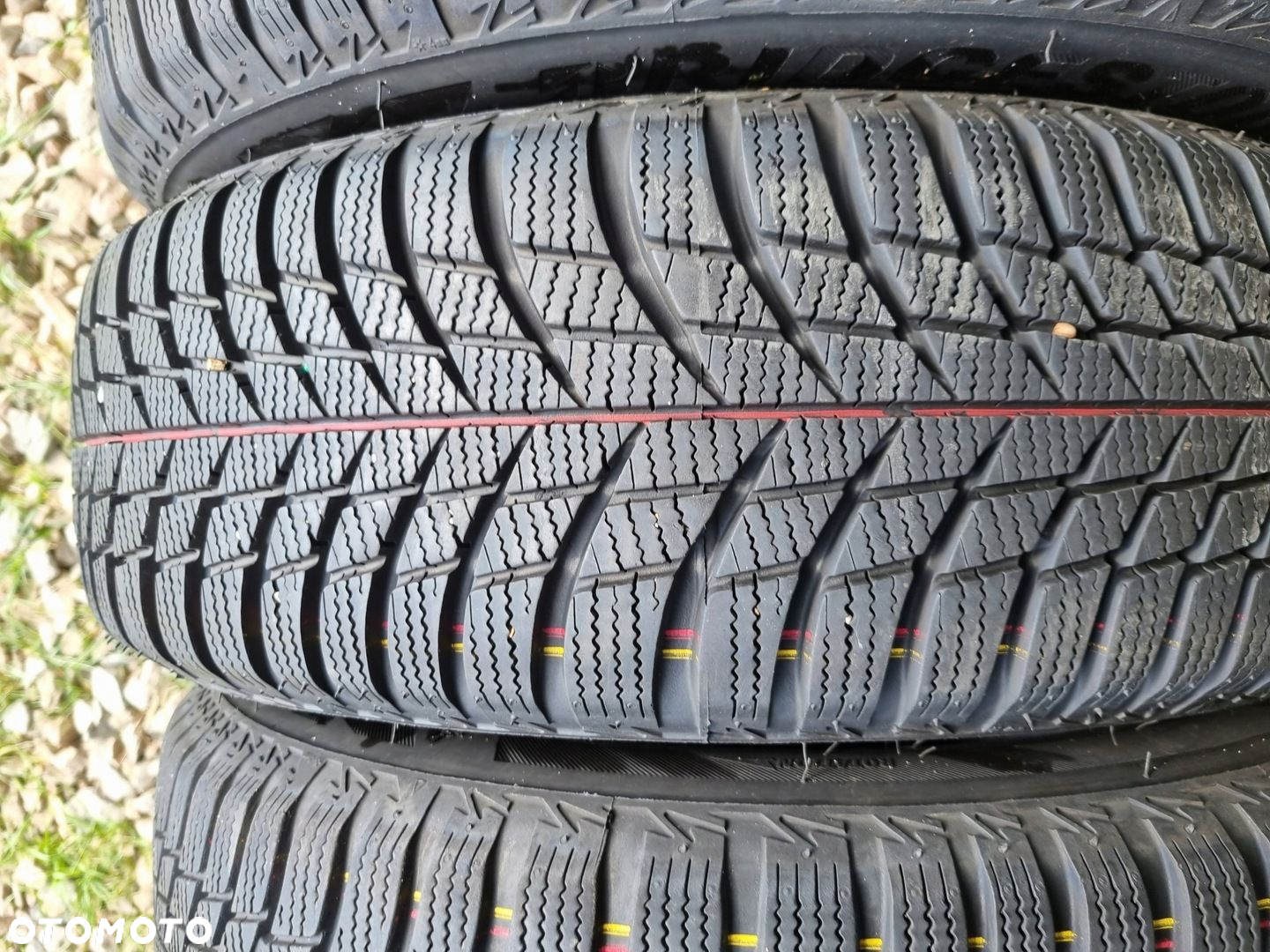 Opony BRIDGESTONE blizzak lm001 185/65R15 88t 2020r,7.5/7mm super stan - 4
