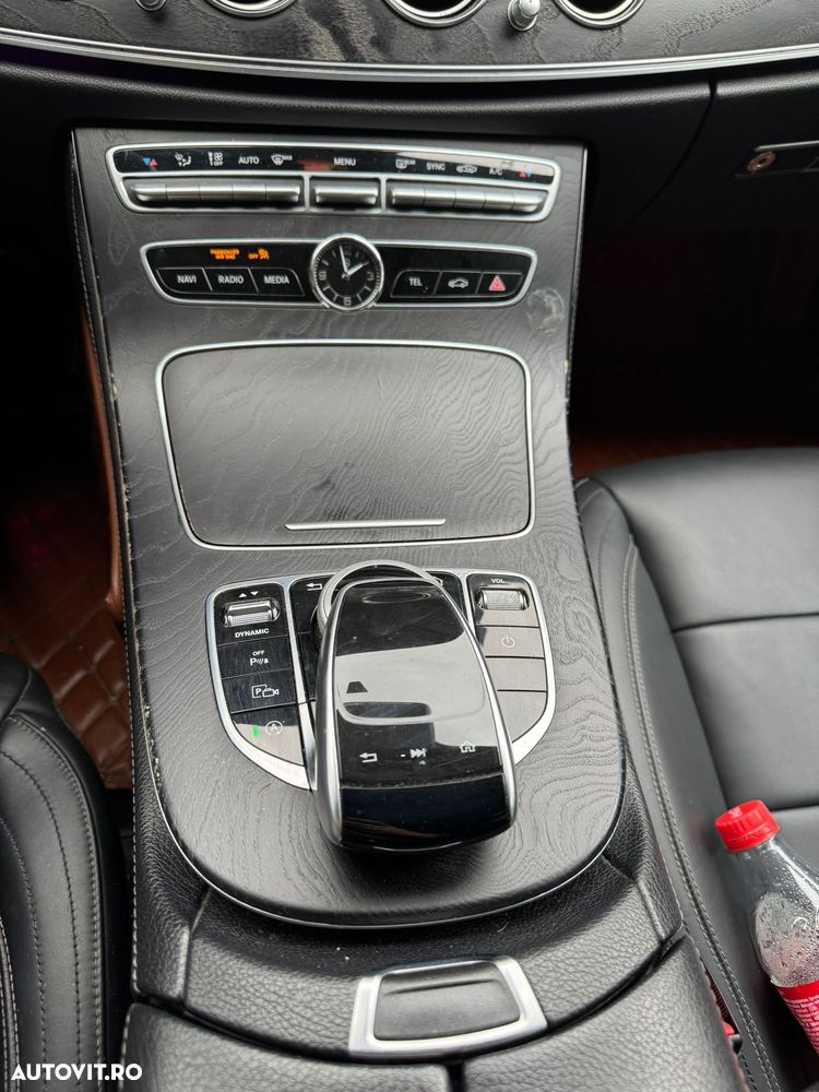 Mercedes-Benz E - 8