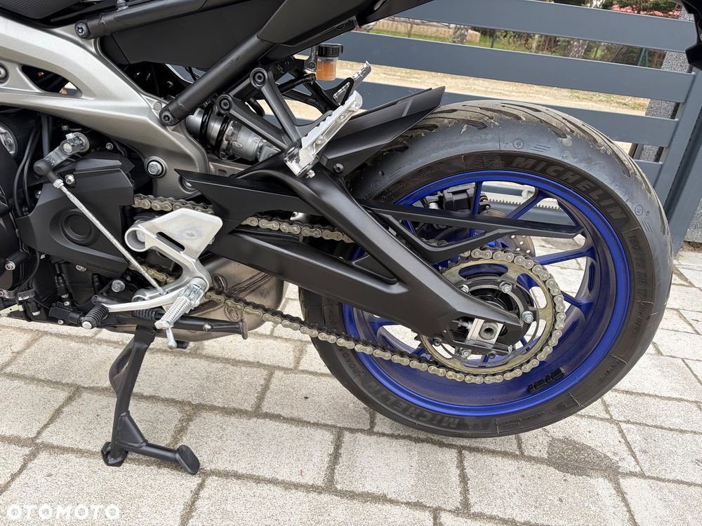 Yamaha MT - 22