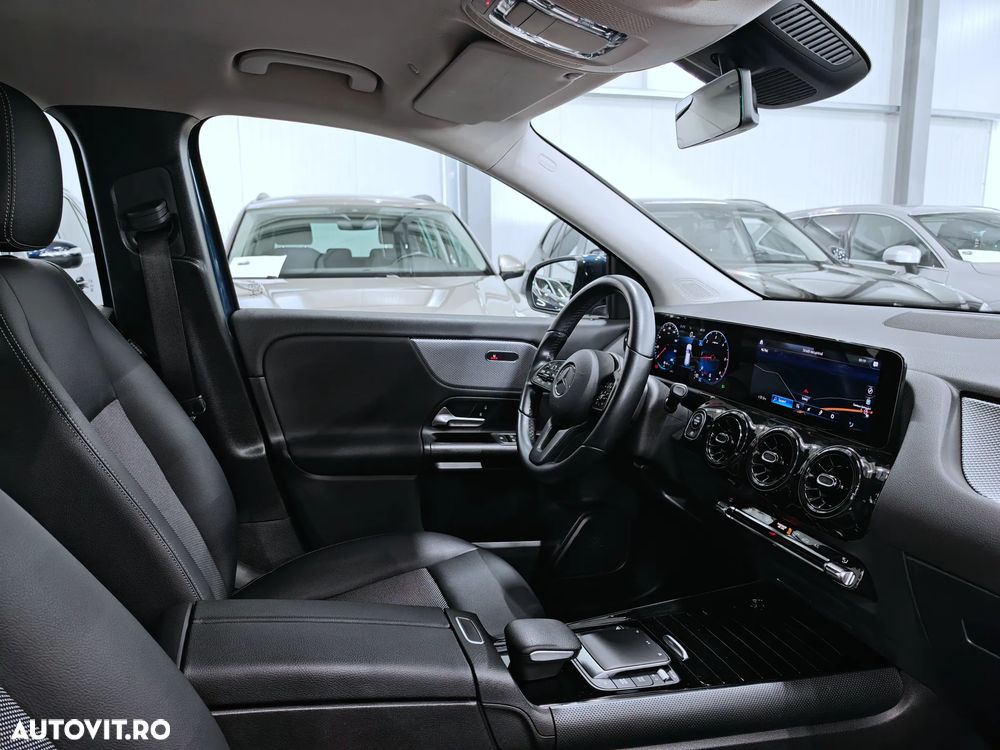 Mercedes-Benz GLA 200 d Aut. - 7