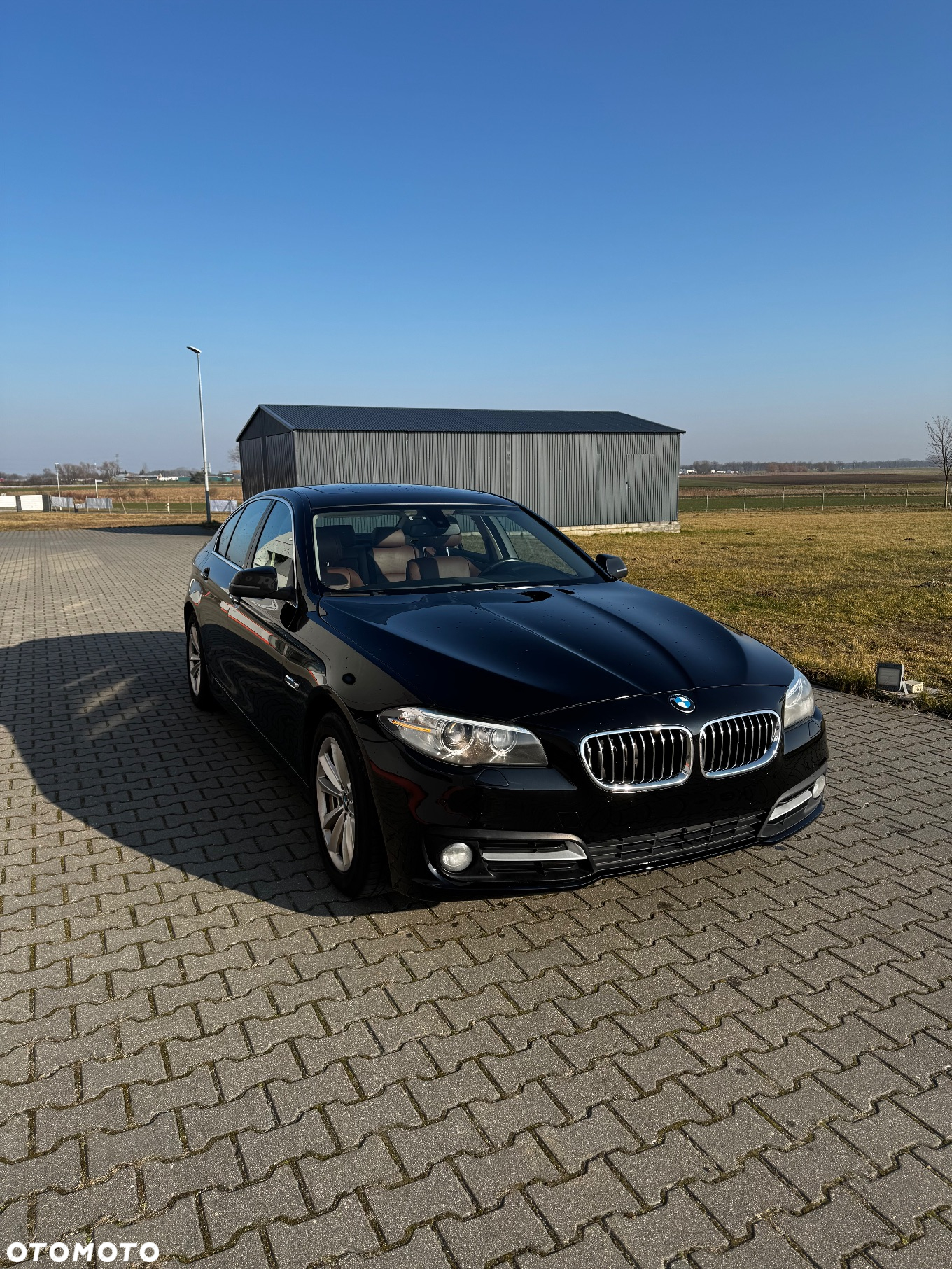 BMW Seria 5 528i xDrive - 6