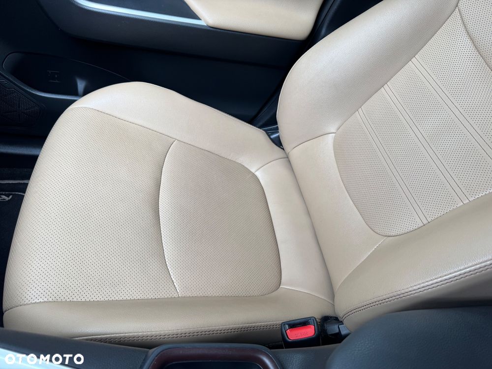 Toyota RAV4 2.5 Hybrid Executive 4x4 - 27