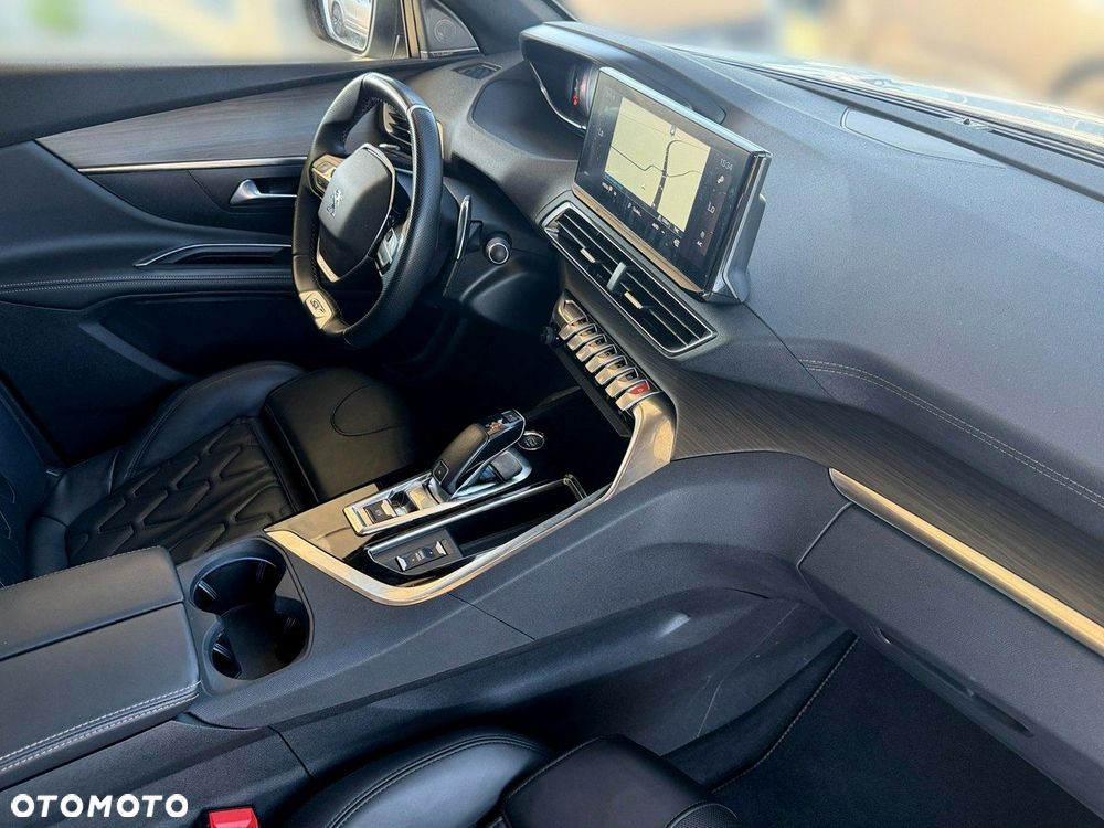 Peugeot 5008 - 22