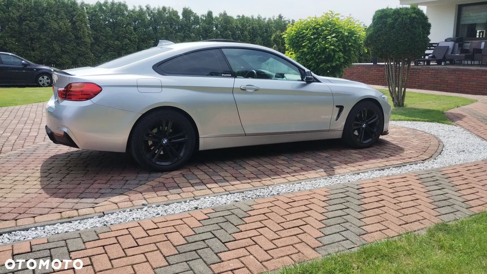 BMW Seria 4 428i Coupe Sport Line - 6