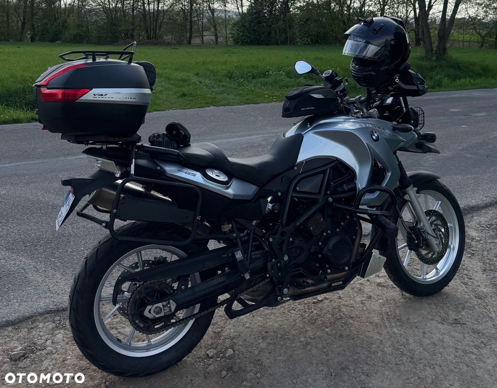 BMW F - 23