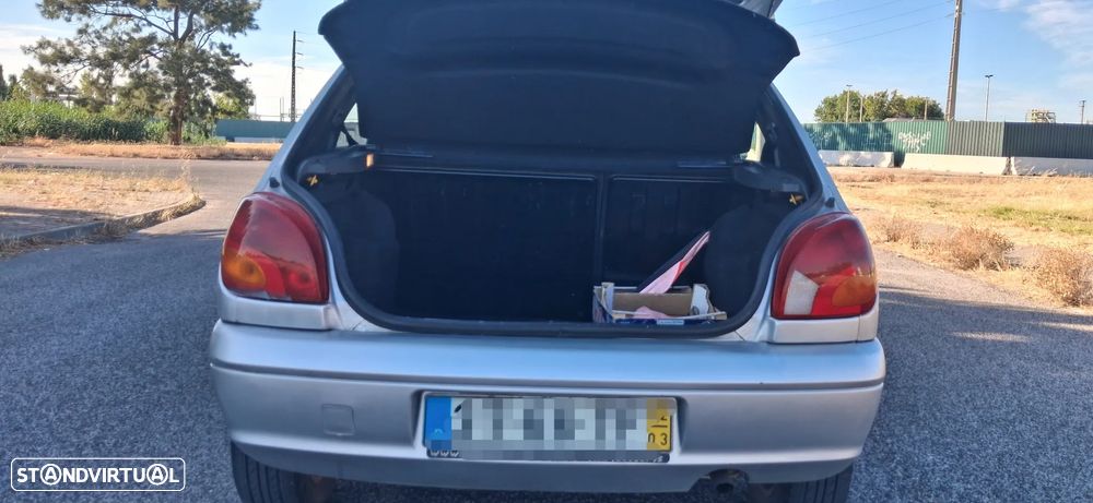 Ford Fiesta 1.25 Ghia - 7