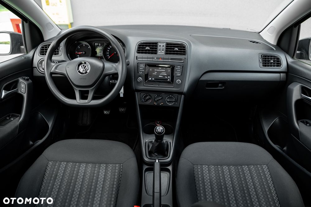Volkswagen Polo 1.4 TDI Blue Motion - 27