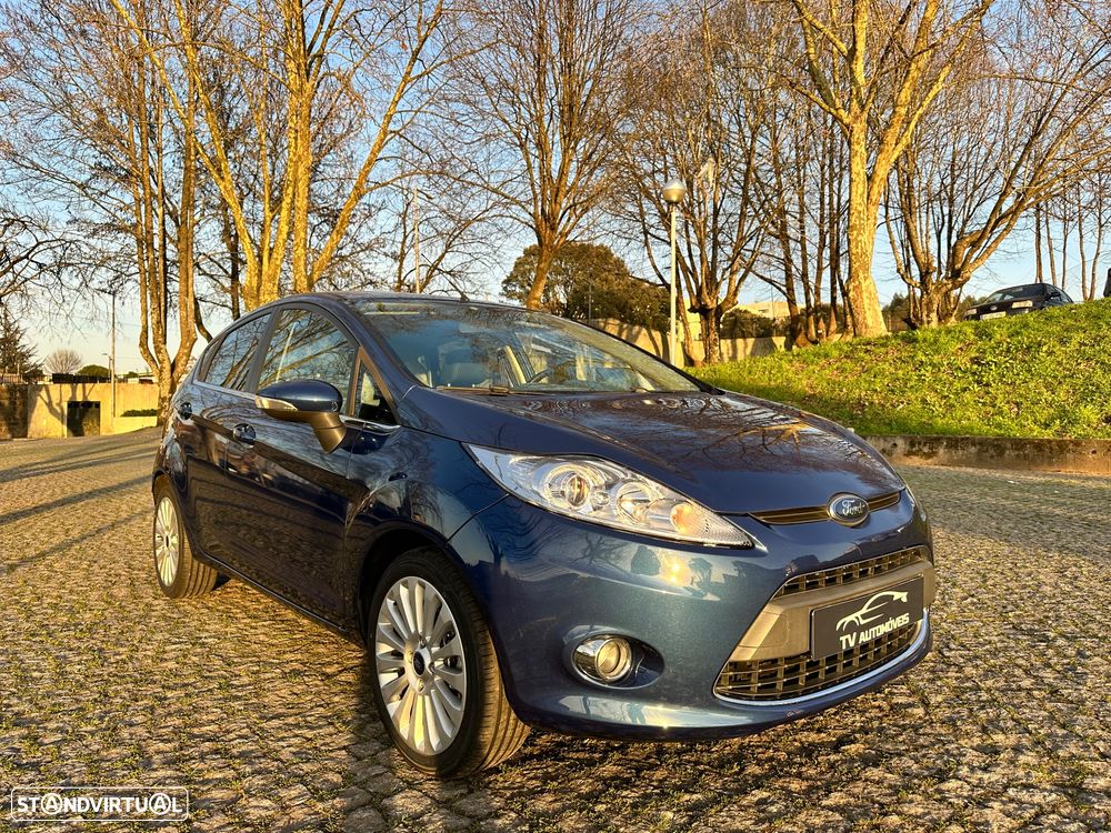 Ford Fiesta - 10