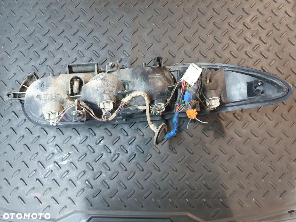 LAMPA LEWY TYŁ LEWA TYLNA MAZDA MX-3 MX3 - 4