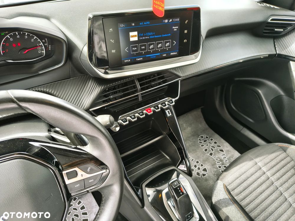 Peugeot 2008 1.5 BlueHDi Allure Pack S&S EAT8 - 25