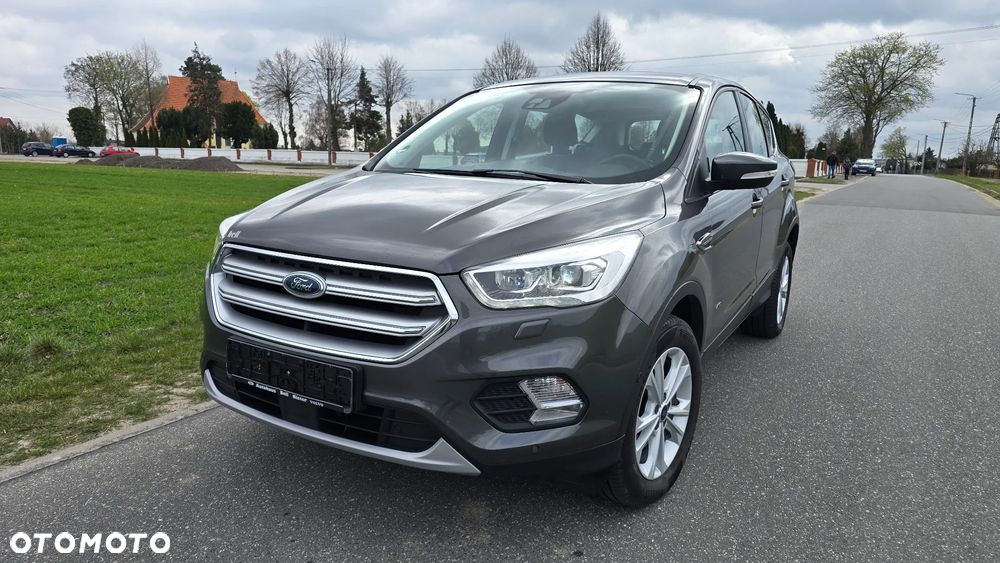Ford Kuga 1.5 EcoBoost 4x4 Titanium - 1