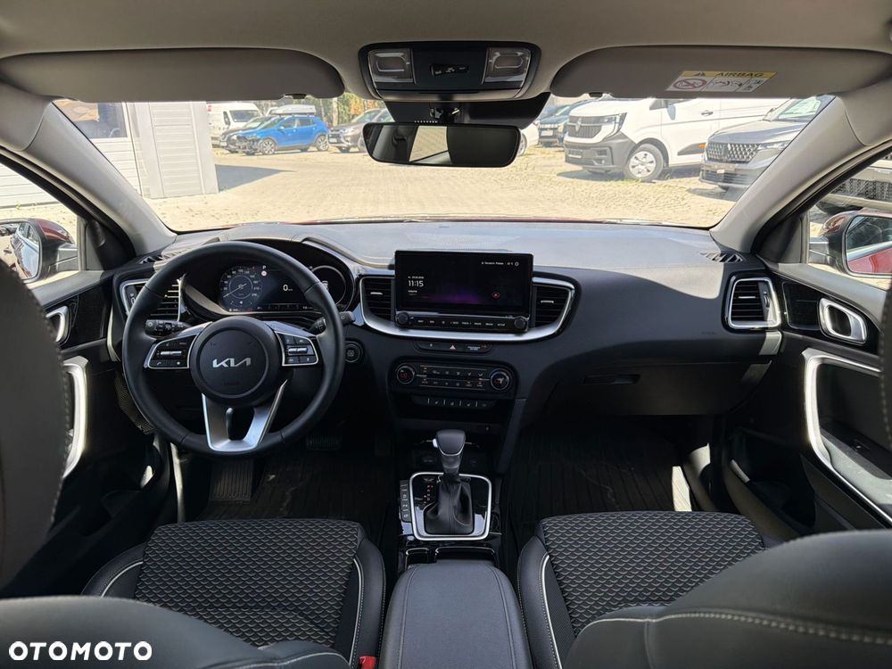 Kia XCeed 1.6 T-GDI Business Line DCT - 23