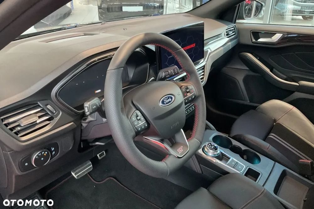 Ford Focus 2.3 EcoBoost ST X - 13