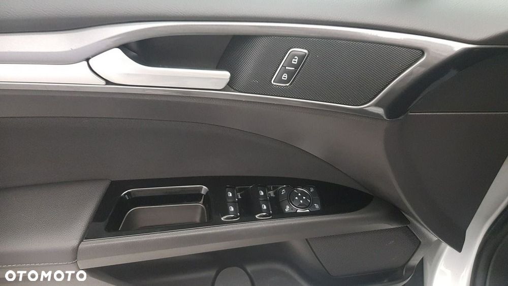 Ford Mondeo - 18