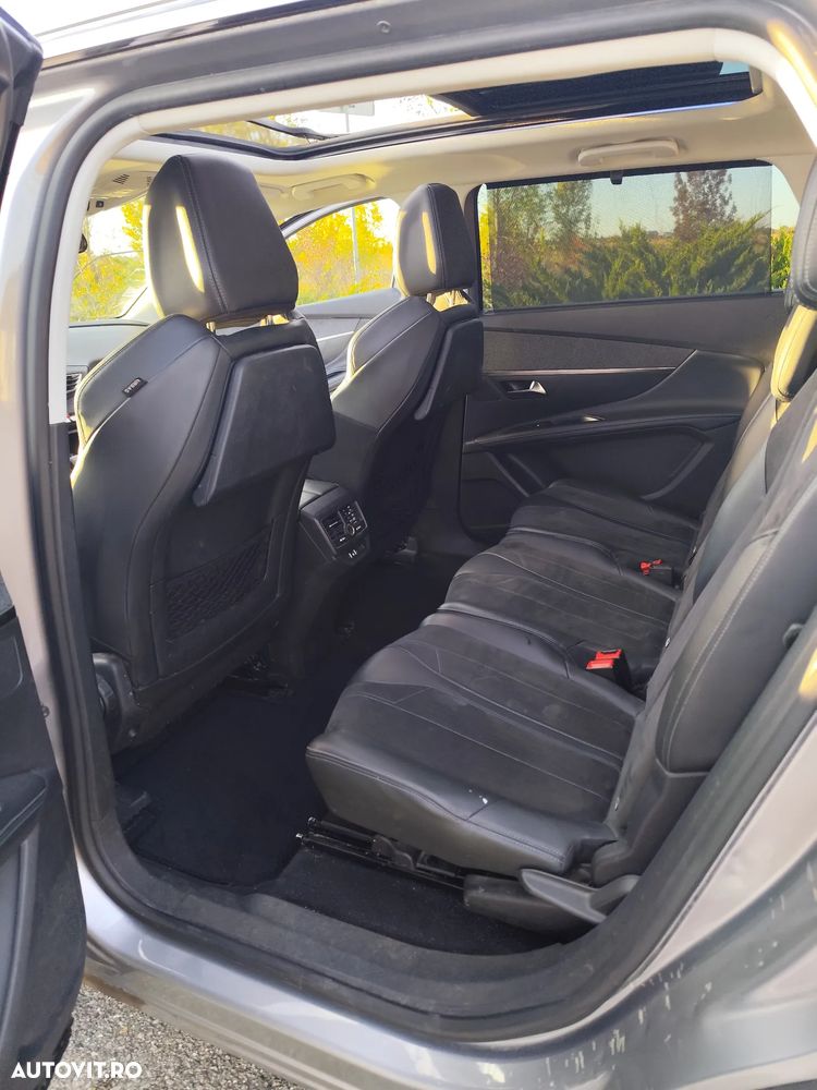 Peugeot 5008 - 9