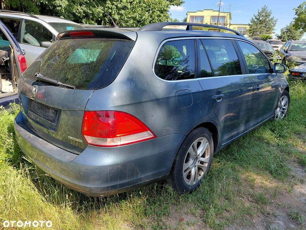 Części VOLKSWAGEN GOLF V kombi 1.9TDI 105KM 2008r. maska klapa zderzak lampa fotele - 4