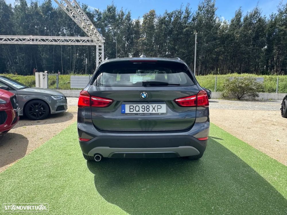 BMW X1 16 d sDrive Auto Line Sport - 31