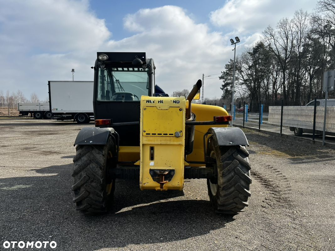 New Holland LM 732 - 6