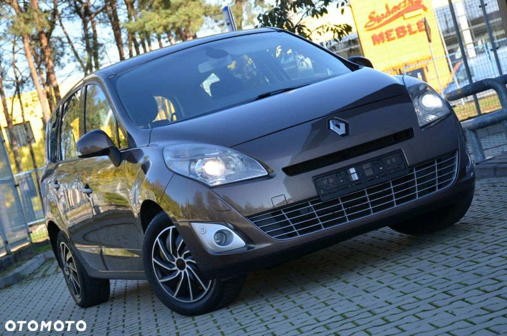 Renault Grand Scenic - 15