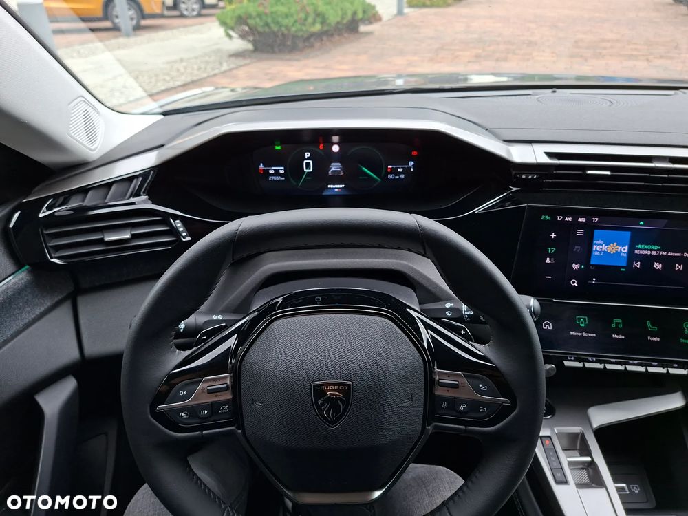 Peugeot 408 1.2 PureTech Allure S&S EAT8 - 20