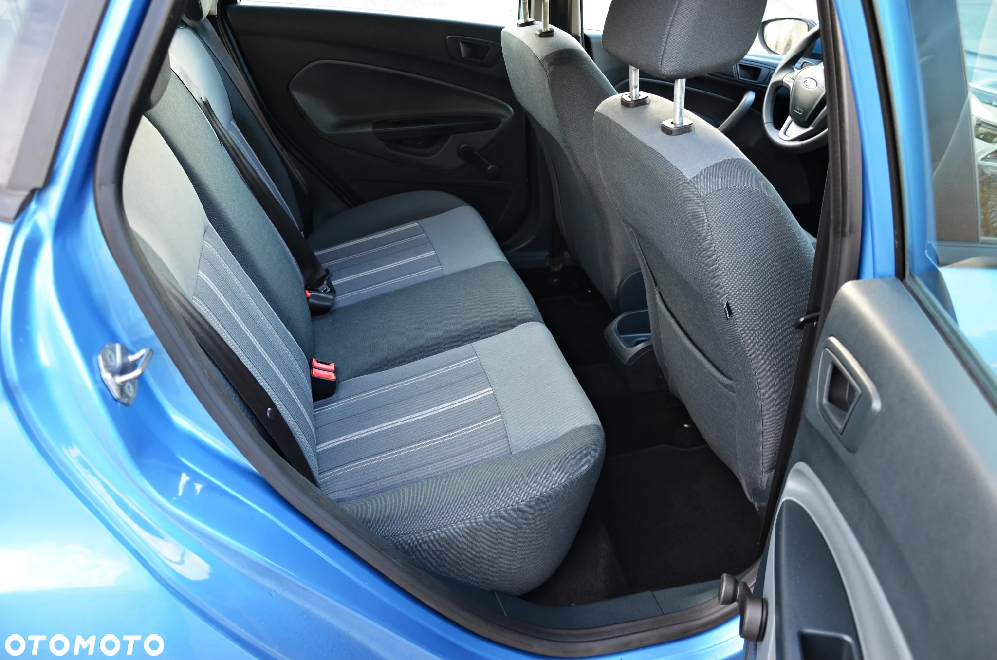 Ford Fiesta 1.25 Ghia - 31