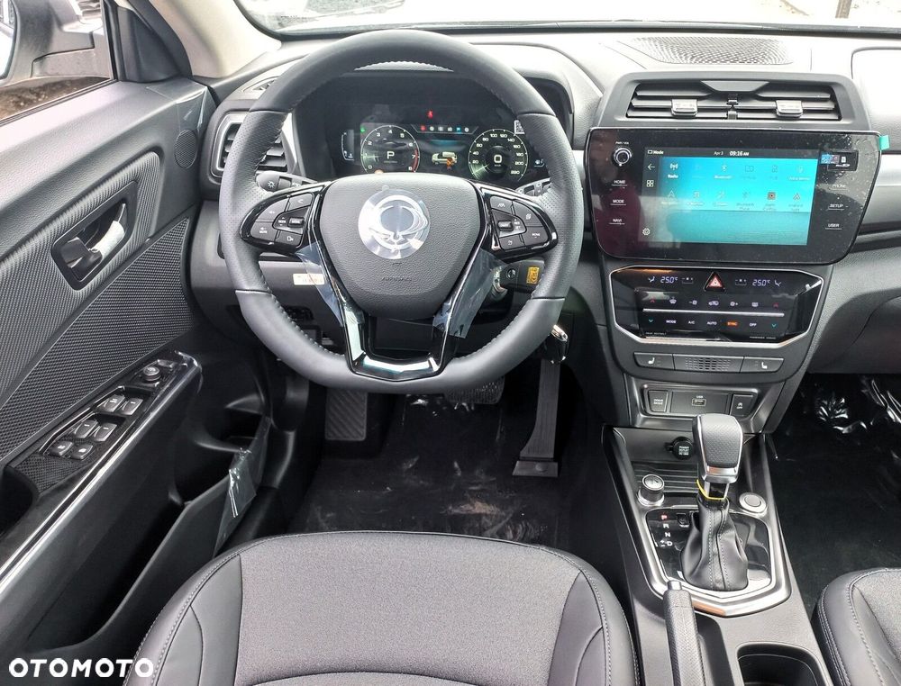 SsangYong/KGM Tivoli - 8