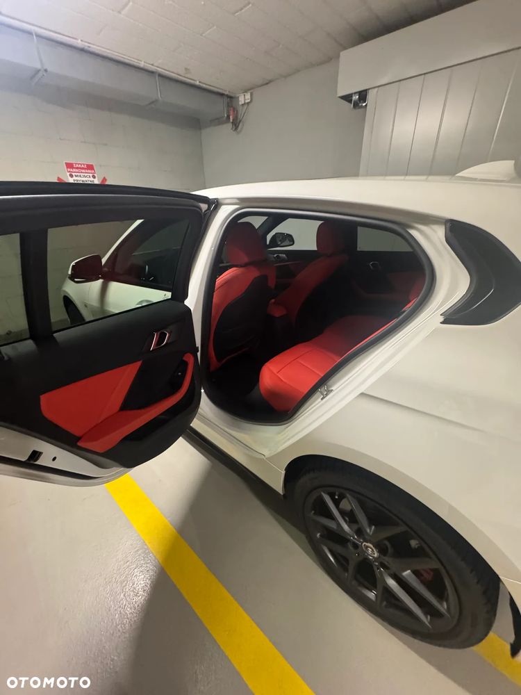 BMW Seria 1 120i M Sport - 4