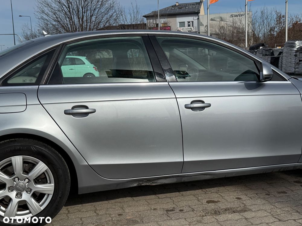 Audi A4 Limousine - 9