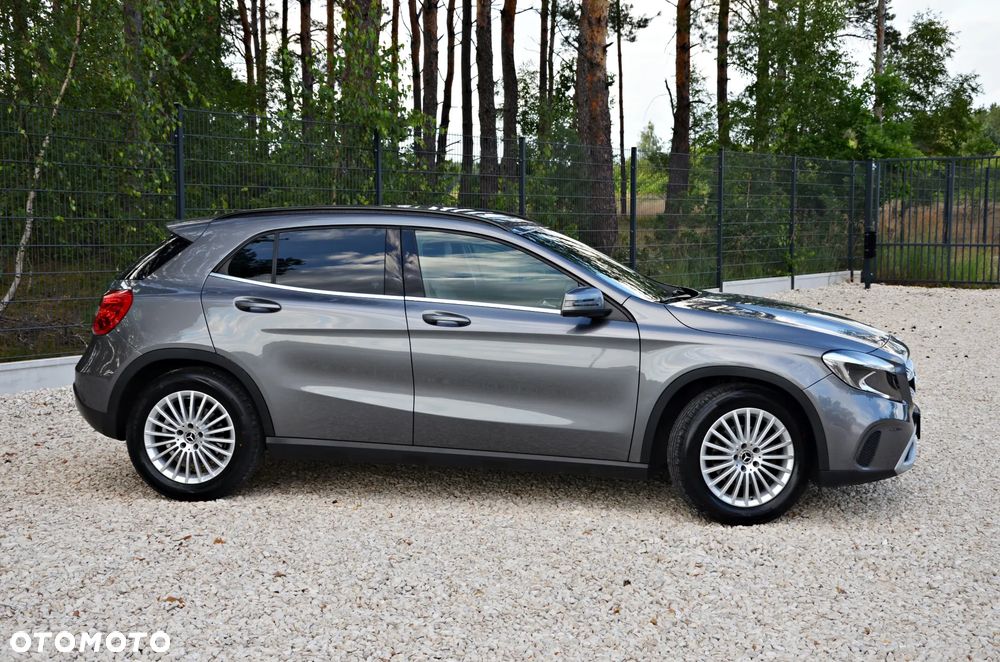 Mercedes-Benz GLA 180 (CDI) d 7G-DCT Style - 19