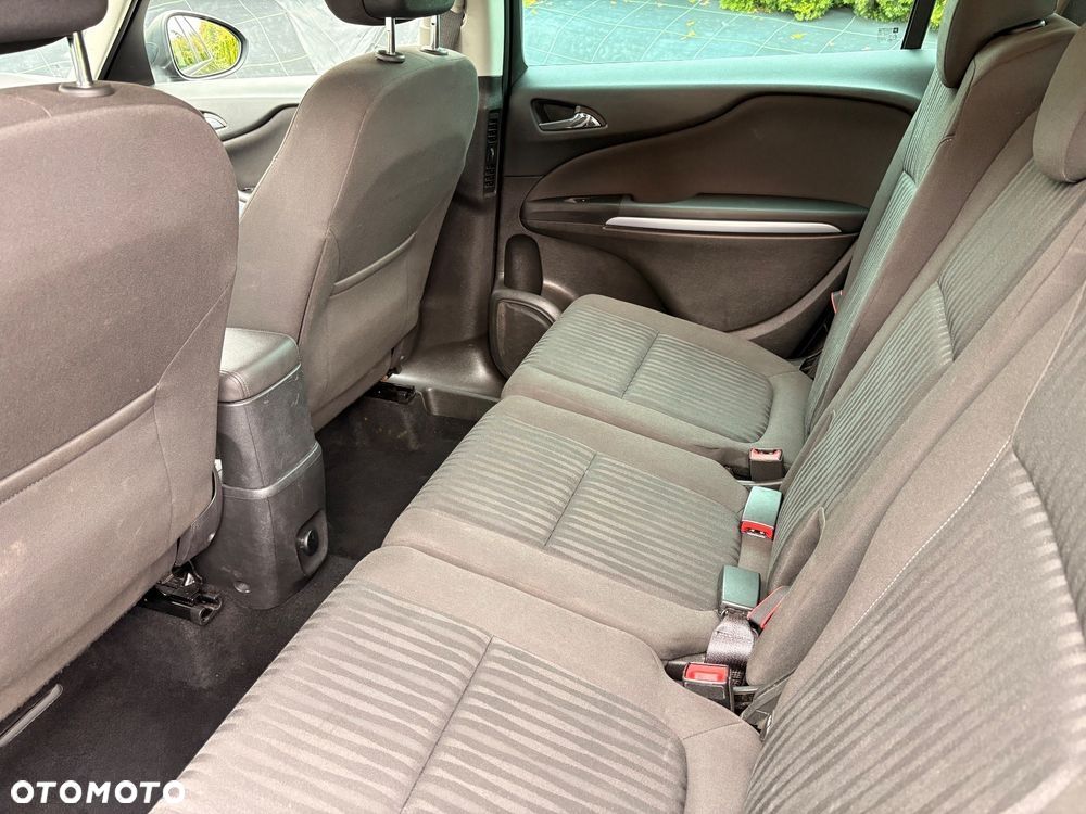 Opel Zafira - 24