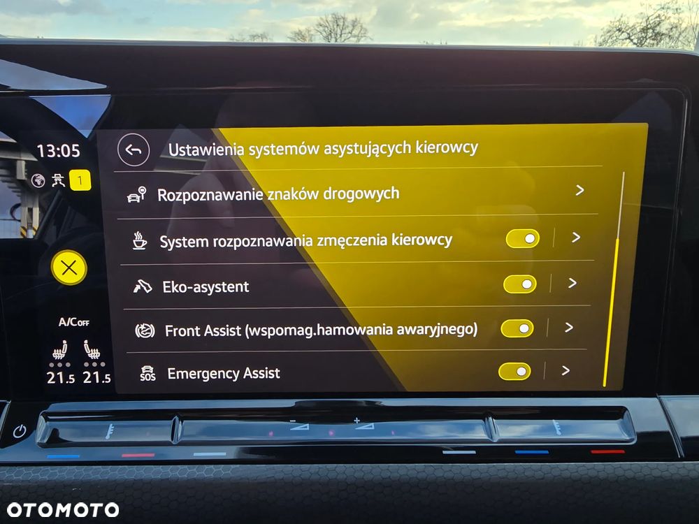 Volkswagen Golf GTI TCR 2.0 TSI OPF DSG - 35