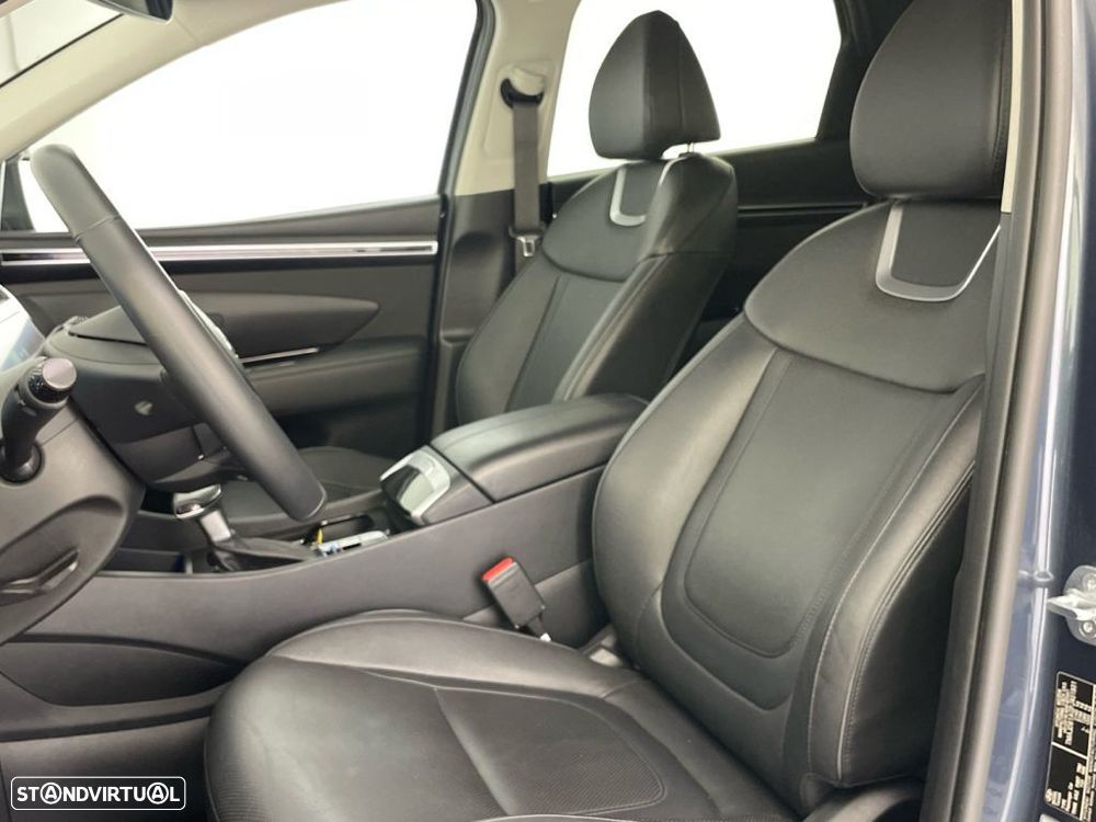 Hyundai Tucson 1.6 CRDi Vanguard DCT — fotografia 17