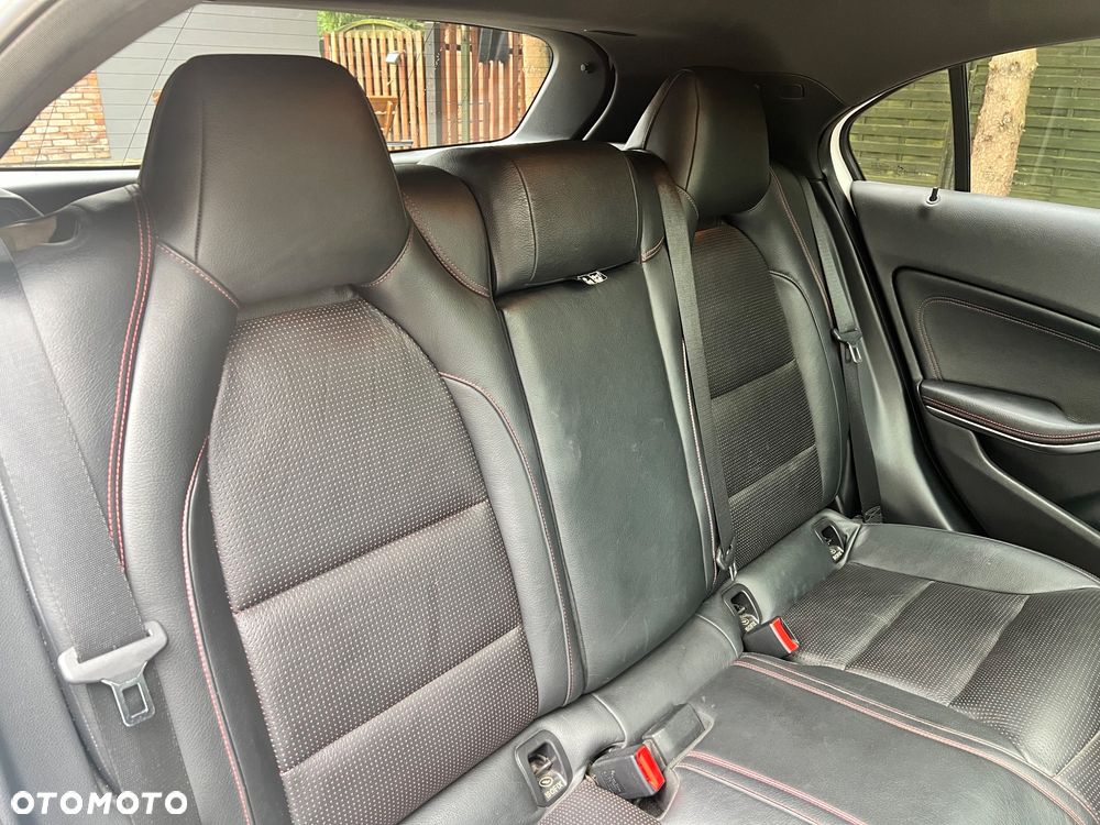 Mercedes-Benz Klasa A 200 CDI AMG Line - 36